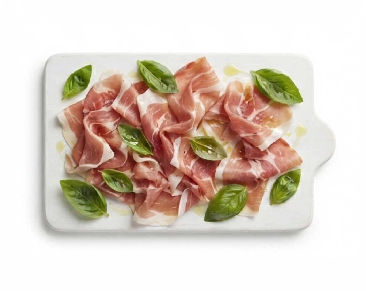 Tablita de jamón crudo con albahaca